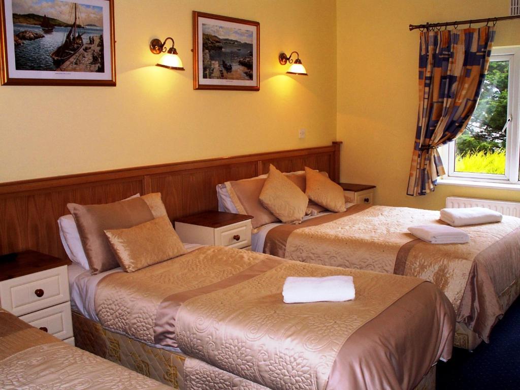 Teach Na Coiribe B&B Castlegar Room photo